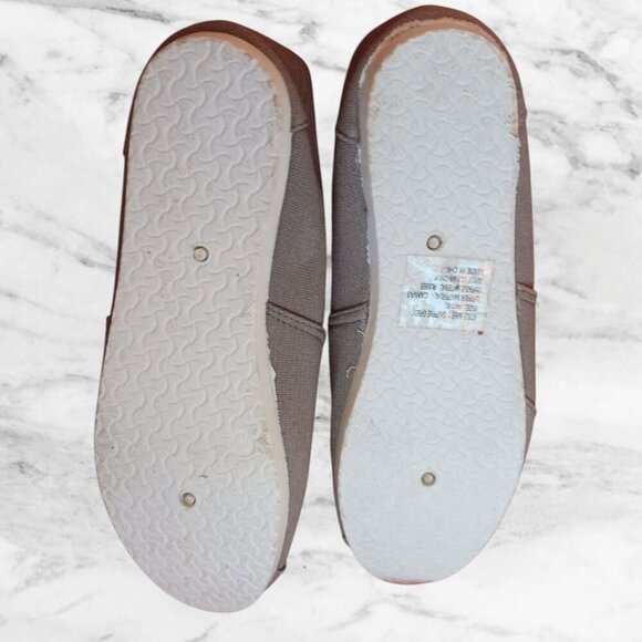 Sole Mates Womens Canvas Slip-On Shoes gray color Size M 7/8 - Picture 6 of 8